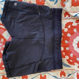 LULU biker shorts